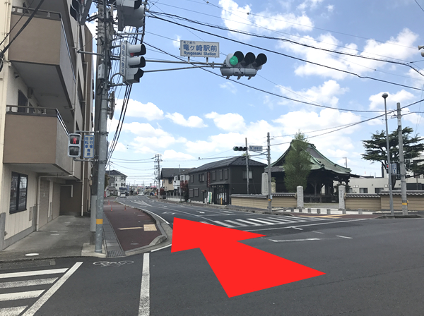 お車でお越しの方へ